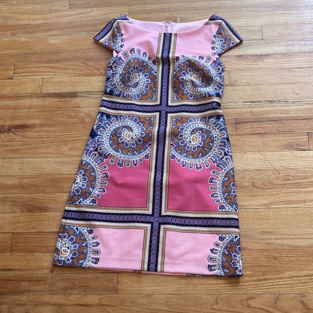 Vince Camuto Patterned Short Sleeve Dress